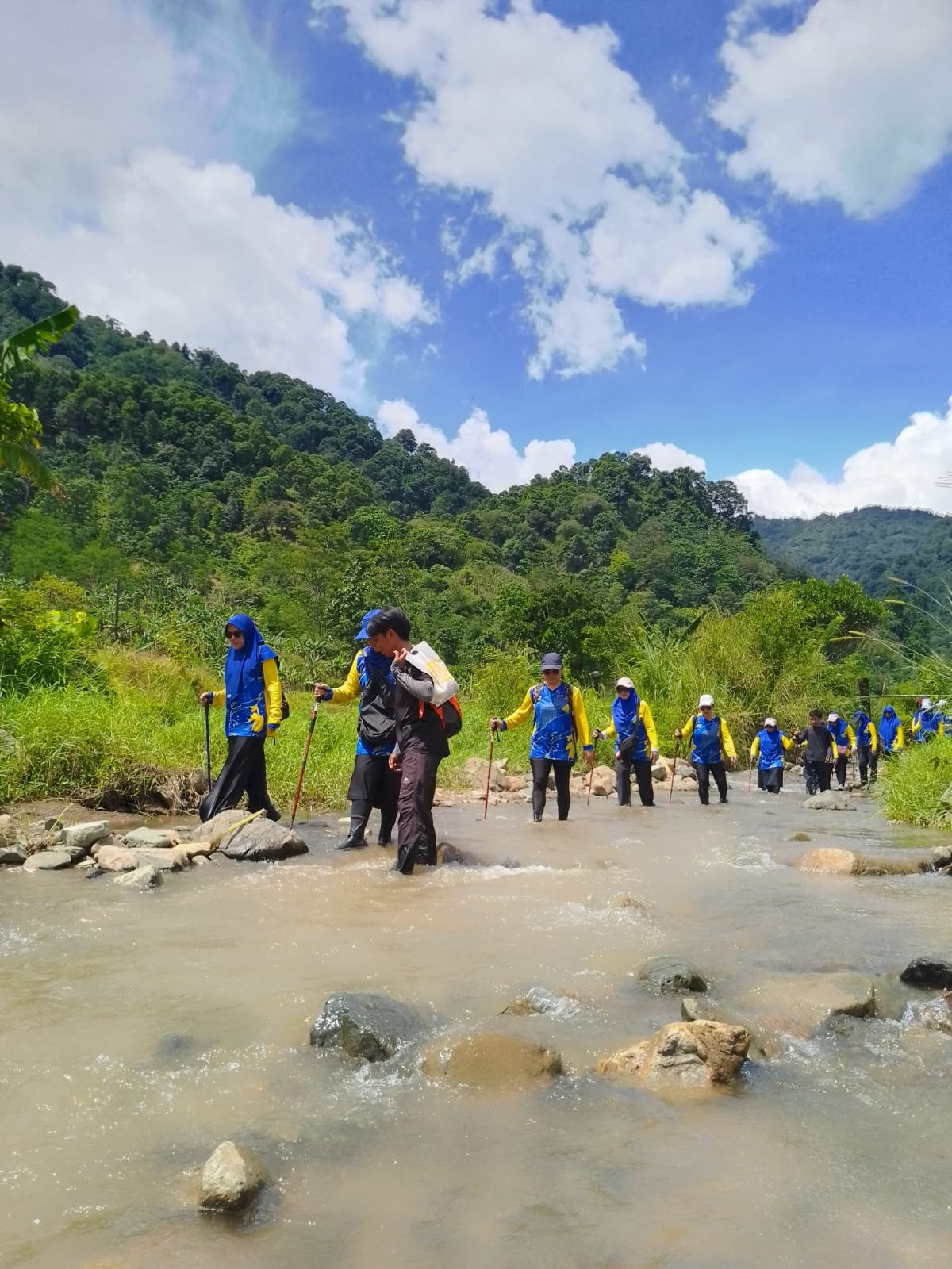 Trekking Curug Leuwi Hejo